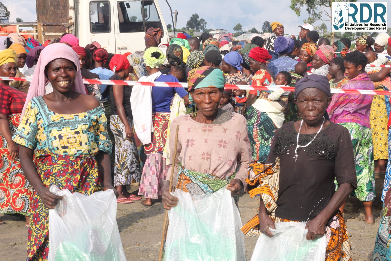 Distribution d’outils aratoires aux femmes retournées dans le territoire de Nyiragongo